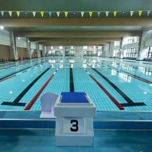 虹橋鎮スポーツセンター